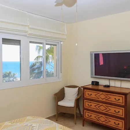 El Remo Deluxe Apartment
