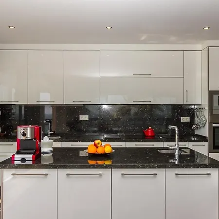 El Remo Deluxe 公寓 *