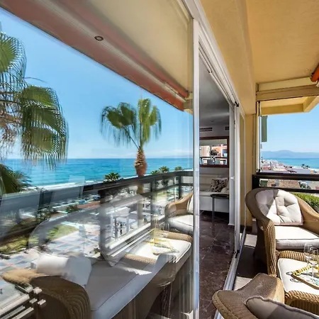 El Remo Deluxe Apartment *